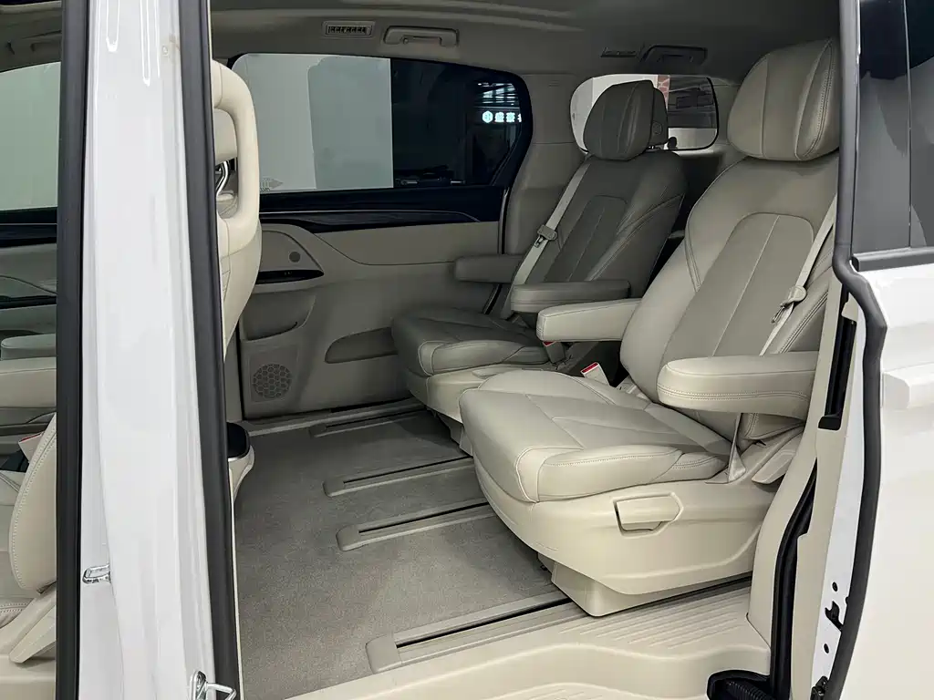 Buick Buick GL8 2023 ES Landmark Comfort Edition 2024 - thumbnail 6