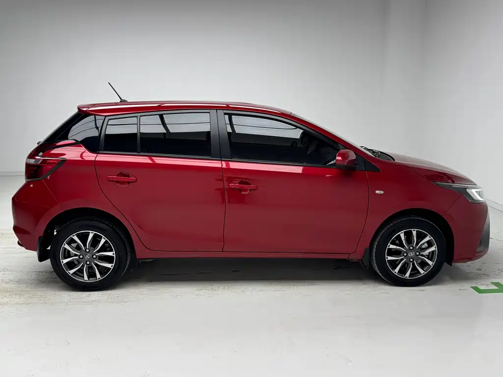 Toyota YARiS L 2020 1.5L CVT Luxury Edition 2019 - thumbnail 7