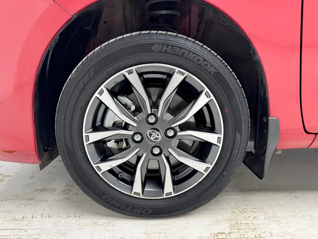 Toyota YARiS L 2020 1.5L CVT Luxury Edition 2019 - thumbnail 8