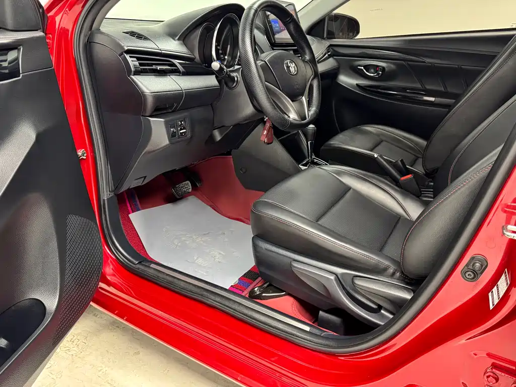Toyota YARiS L 2020 1.5L CVT Luxury Edition 2019 - thumbnail 11