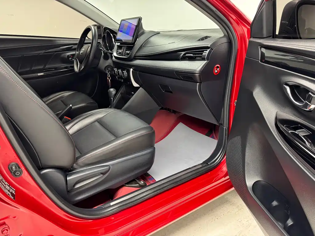 Toyota YARiS L 2020 1.5L CVT Luxury Edition 2019 - thumbnail 12