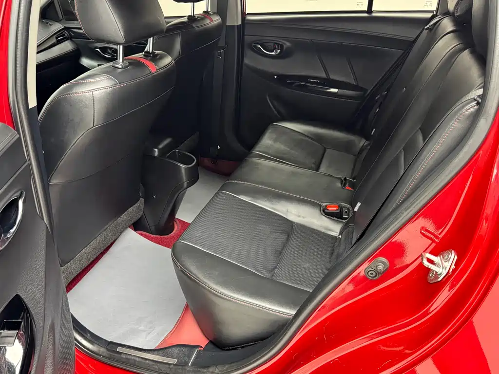 Toyota YARiS L 2020 1.5L CVT Luxury Edition 2019 - thumbnail 13
