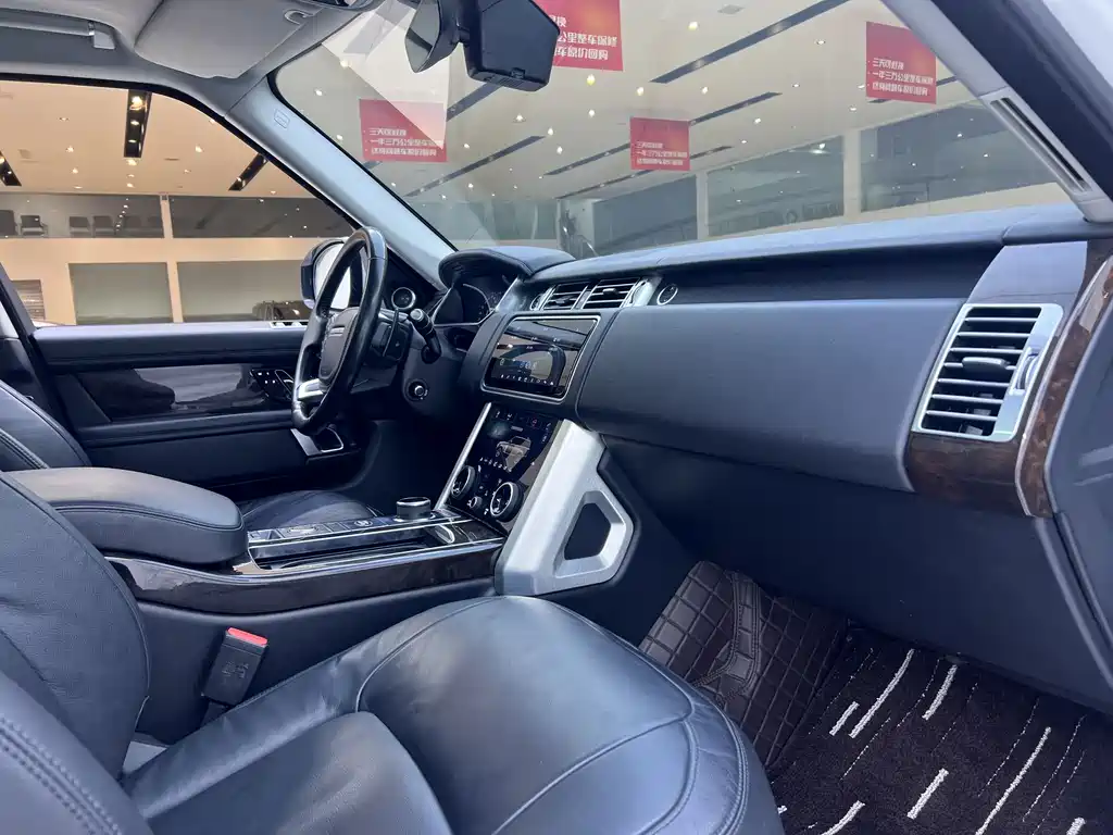 Land Rover Range Rover 2021 3.0 L6 Autobiography 2022 - thumbnail 21