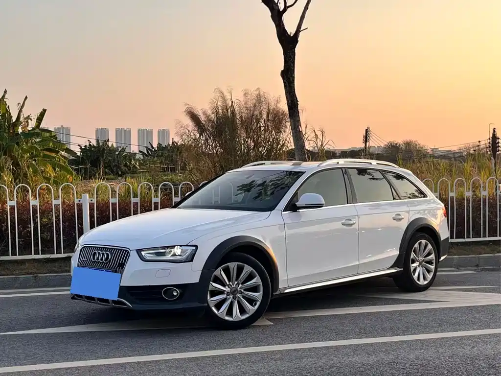 Audi Audi A4 Import 2014 40 TFSI allroad quattro 2014 - thumbnail 2