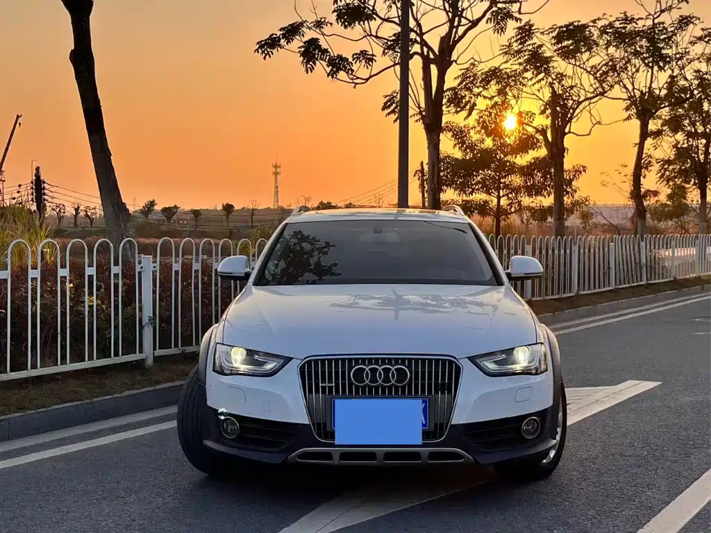 Audi Audi A4 Import 2014 40 TFSI allroad quattro 2014 - thumbnail 4