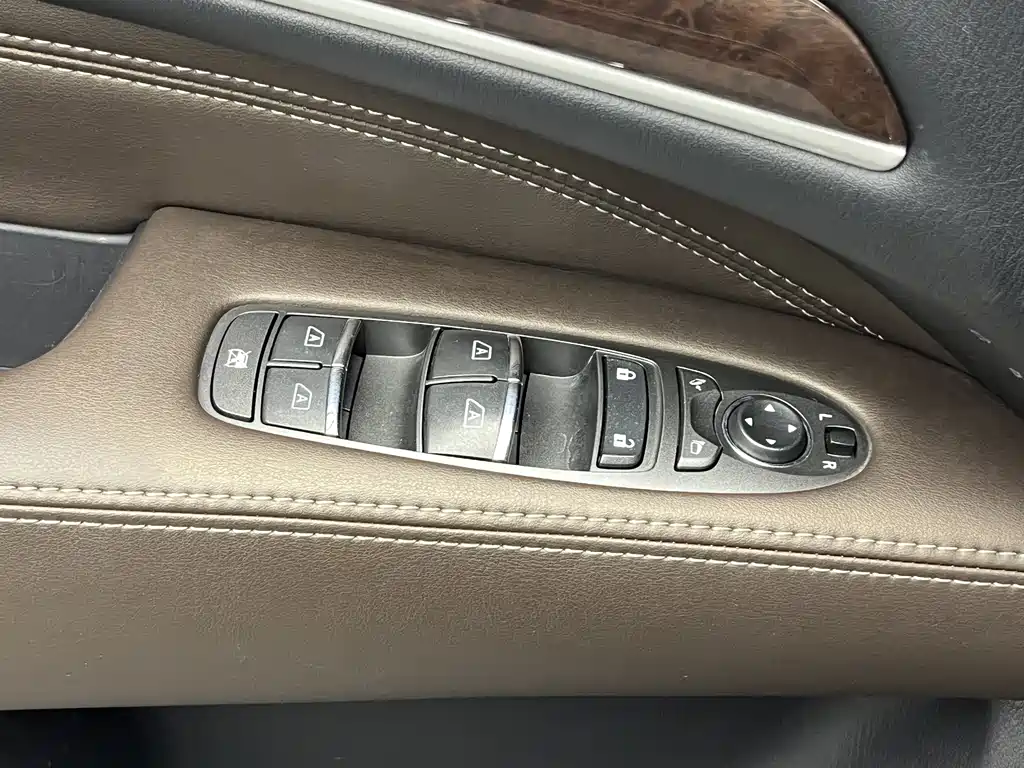 Infiniti Infiniti QX60 Import 2016 2.5 S/C Hybrid 2WD Excellence Edition China V 2017 - thumbnail 14