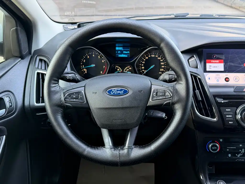 Ford Ford Focus 2015 Sedan 1.6L Automatic Style Edition 2016 - thumbnail 10