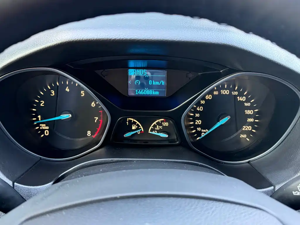 Ford Ford Focus 2015 Sedan 1.6L Automatic Style Edition 2016 - thumbnail 15