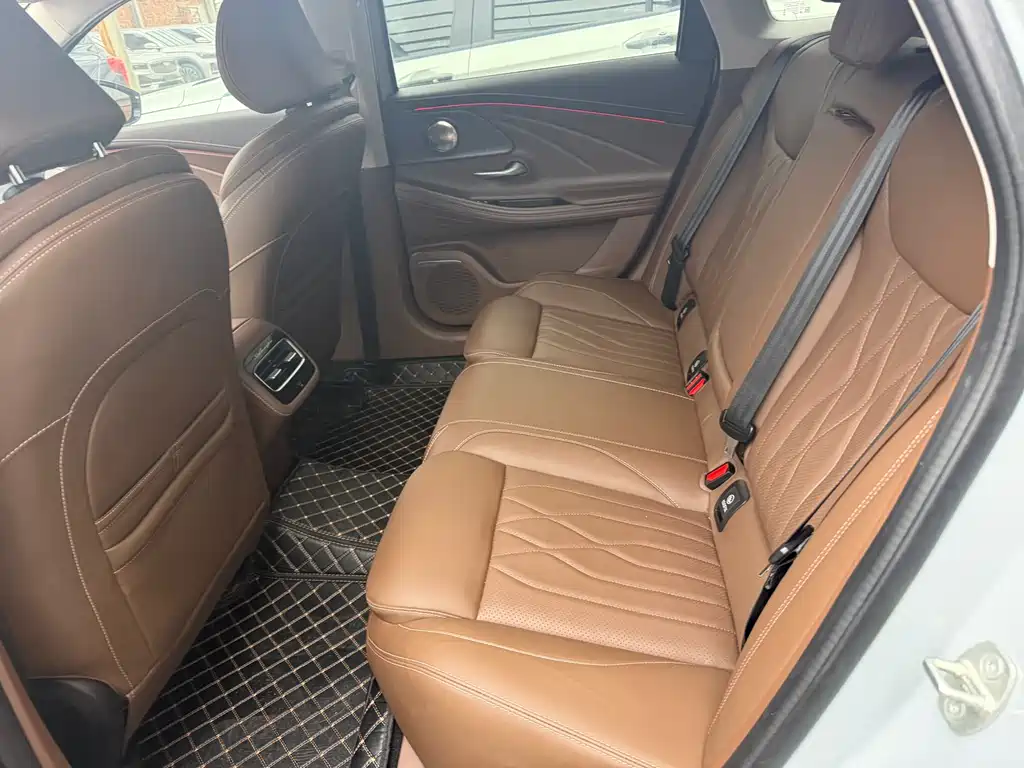 Chery Arrizo 8 2025 2.0T DCT Sport 2025 - thumbnail 5