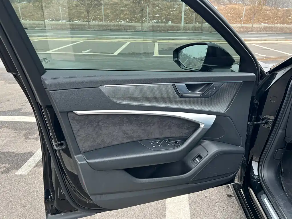 Audi Audi A6L 2019 45 TFSI Premium Dynamic Model 2019 - thumbnail 5