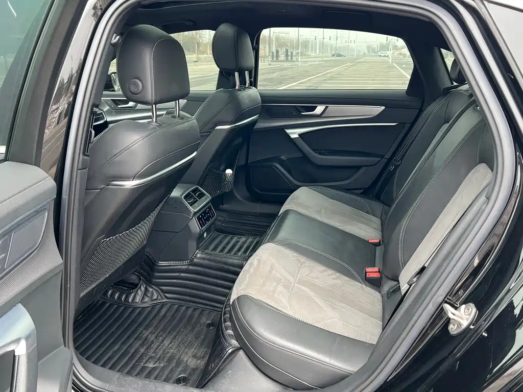 Audi Audi A6L 2019 45 TFSI Premium Dynamic Model 2019 - thumbnail 6