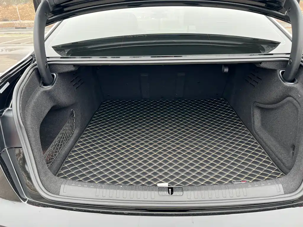 Audi Audi A6L 2019 45 TFSI Premium Dynamic Model 2019 - thumbnail 14