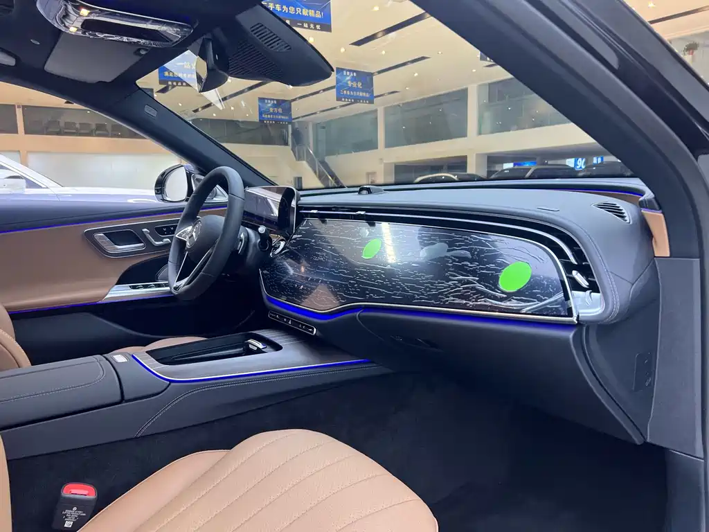 Mercedes-Benz Mercedes-Benz E-Class 2025 Model Year Facelift E 300 L Luxury 2025 - thumbnail 14