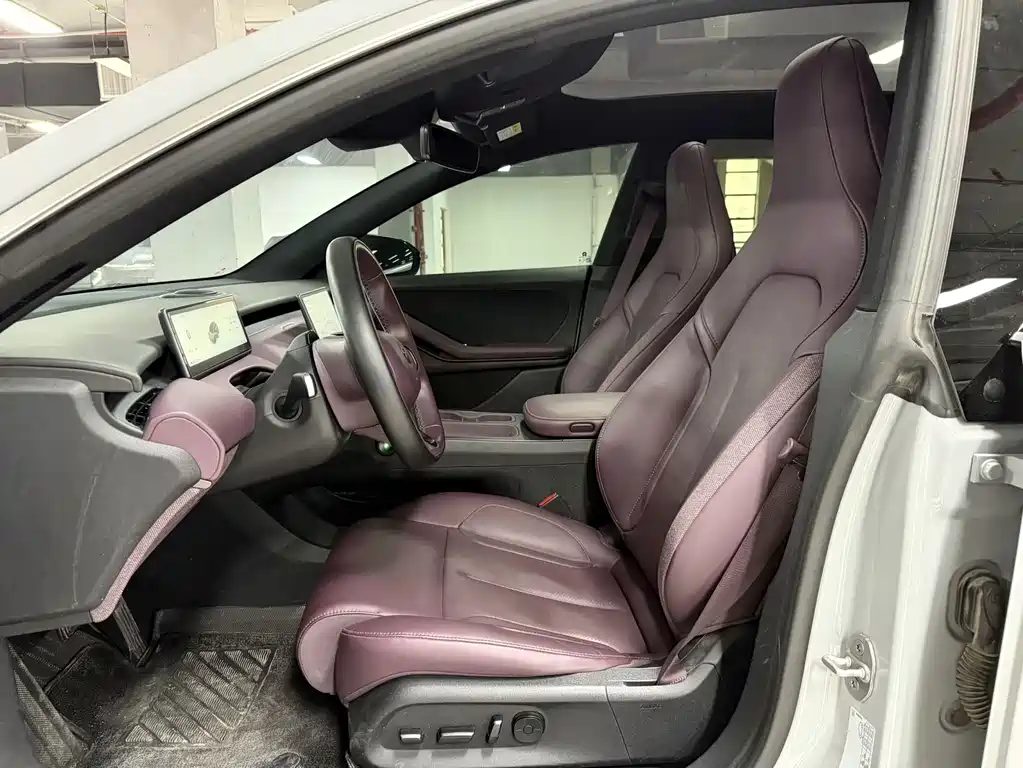 NIO NIO ET5T 2023 75kWh Touring 2024 - thumbnail 4