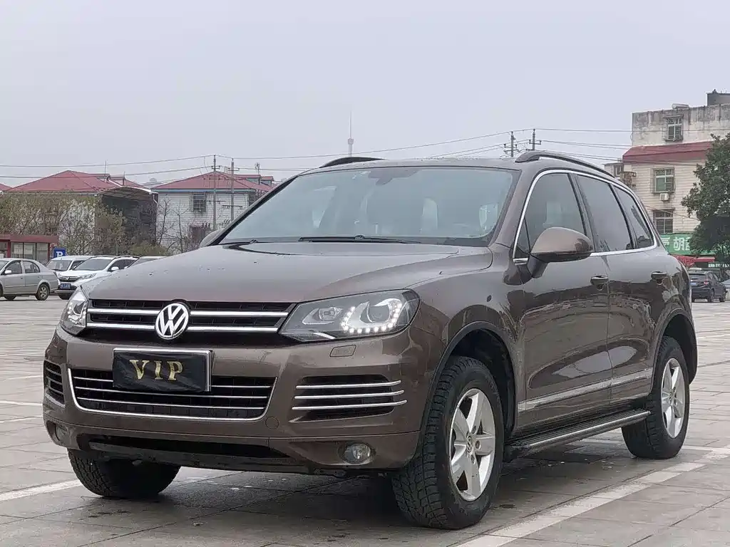 Volkswagen Volkswagen Touareg 2011 3.0 TSI Comfort Line 2012