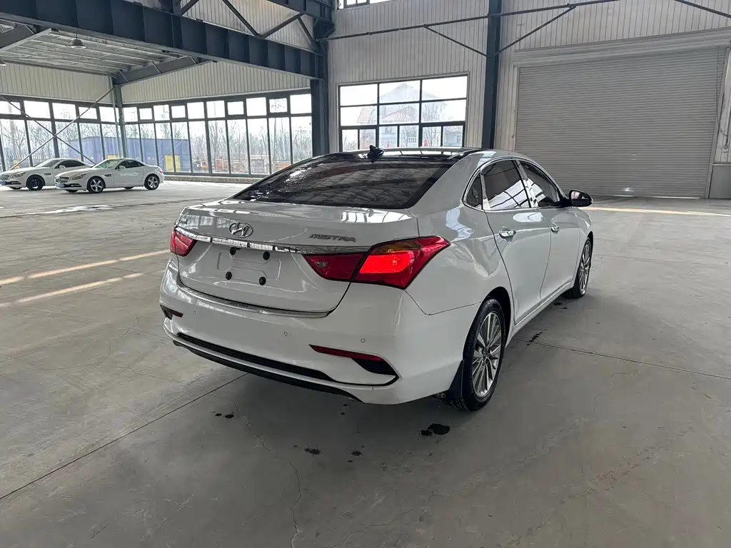 Hyundai Hyundai Elantra GT 2016 1.8L Automatic Premium DLX 2018 - thumbnail 5