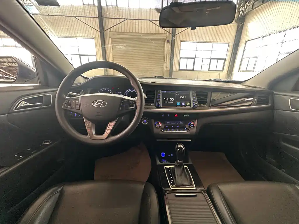 Hyundai Hyundai Elantra GT 2016 1.8L Automatic Premium DLX 2018 - thumbnail 10