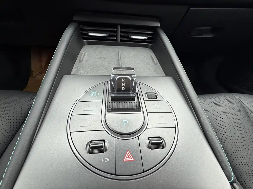 BYD BYD Seal 06 2025 DM-i Intelligent Driving Edition 120KM Premium Model 2025 - thumbnail 9