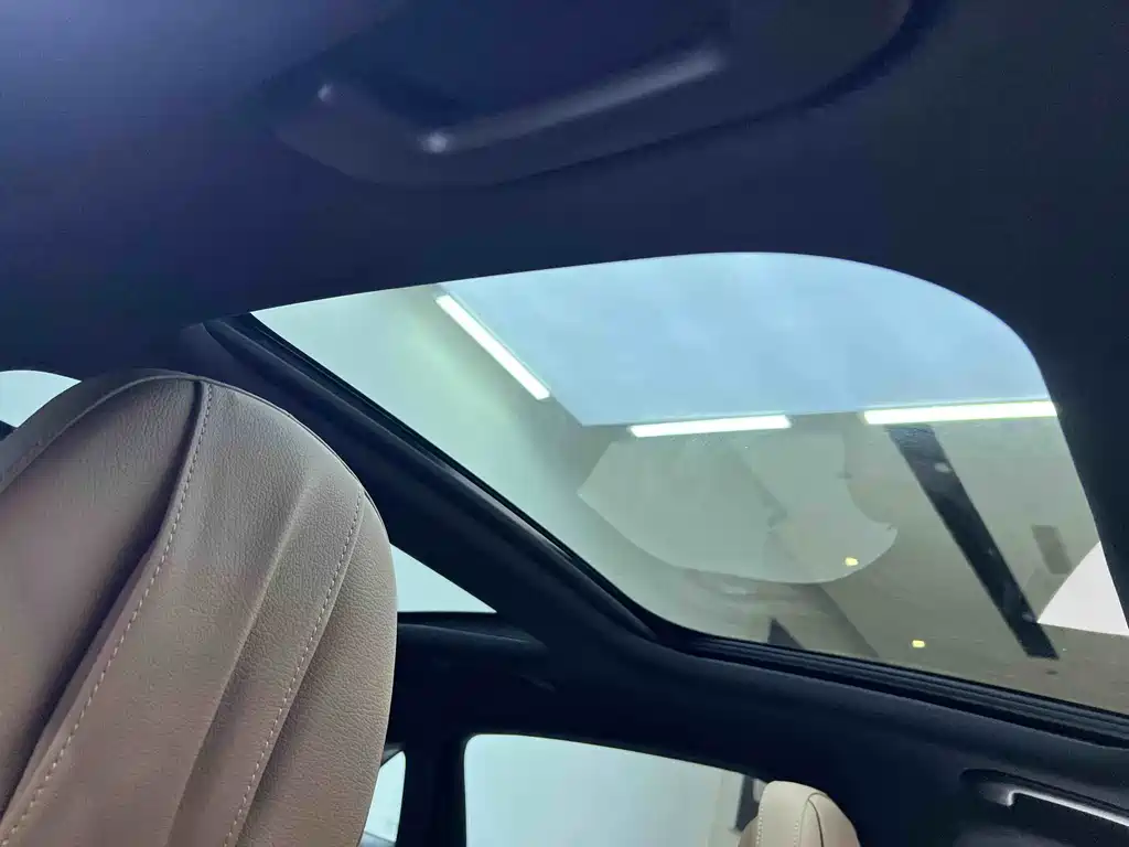 Mercedes-Benz Mercedes-Benz E-Class 2025 Model Year Facelift E 300 L Luxury Edition 2025 - thumbnail 6