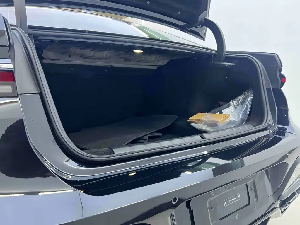 BMW BMW 7 Series 2023 735Li M Sport Package 2024 - thumbnail 21