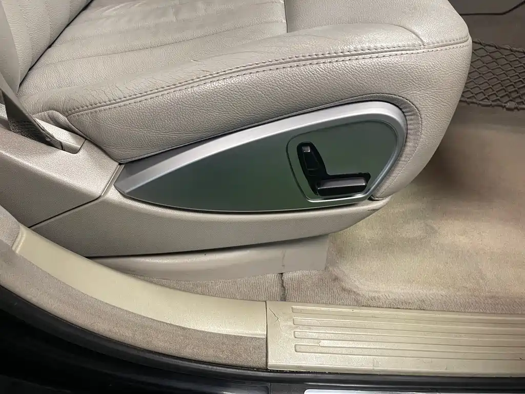 Mercedes-Benz Mercedes-Benz R-Class 2010 R 350 L 4MATIC Grand Edition 2010 - thumbnail 16