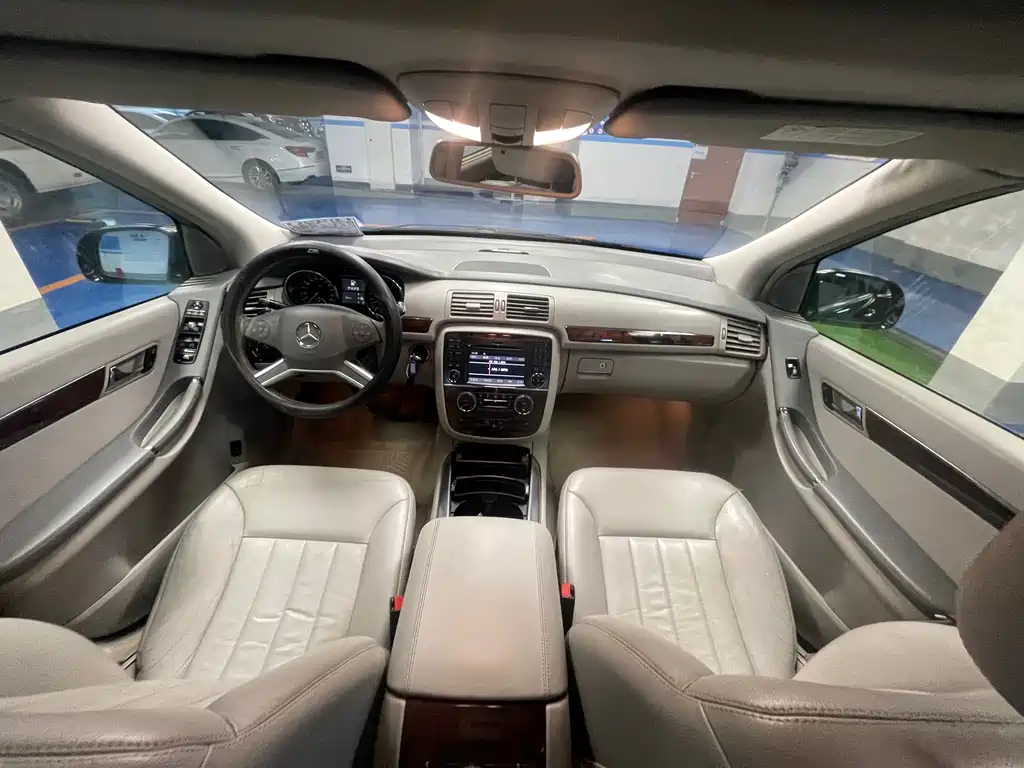 Mercedes-Benz Mercedes-Benz R-Class 2010 R 350 L 4MATIC Grand Edition 2010 - thumbnail 21