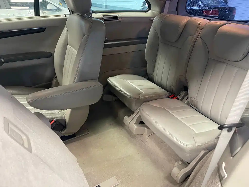 Mercedes-Benz Mercedes-Benz R-Class 2010 R 350 L 4MATIC Grand Edition 2010 - thumbnail 23