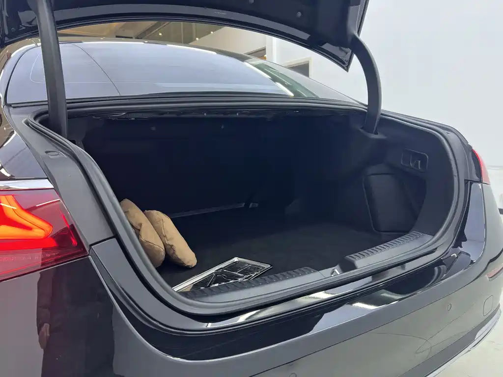 Mercedes-Benz Mercedes-Benz E-Class 2024 E 300 L Luxury Model 2024 - thumbnail 15