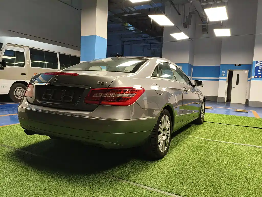 Mercedes-Benz Mercedes-Benz E-Class Import 2011 E 260 CGI Coupe 2011 - thumbnail 14