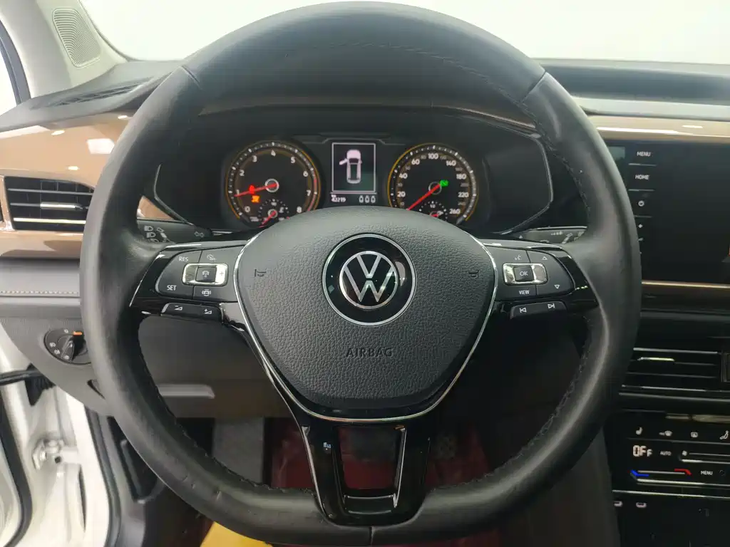 Volkswagen Tharu 2021 330TSI AWD Luxury Plus 2021 - thumbnail 12