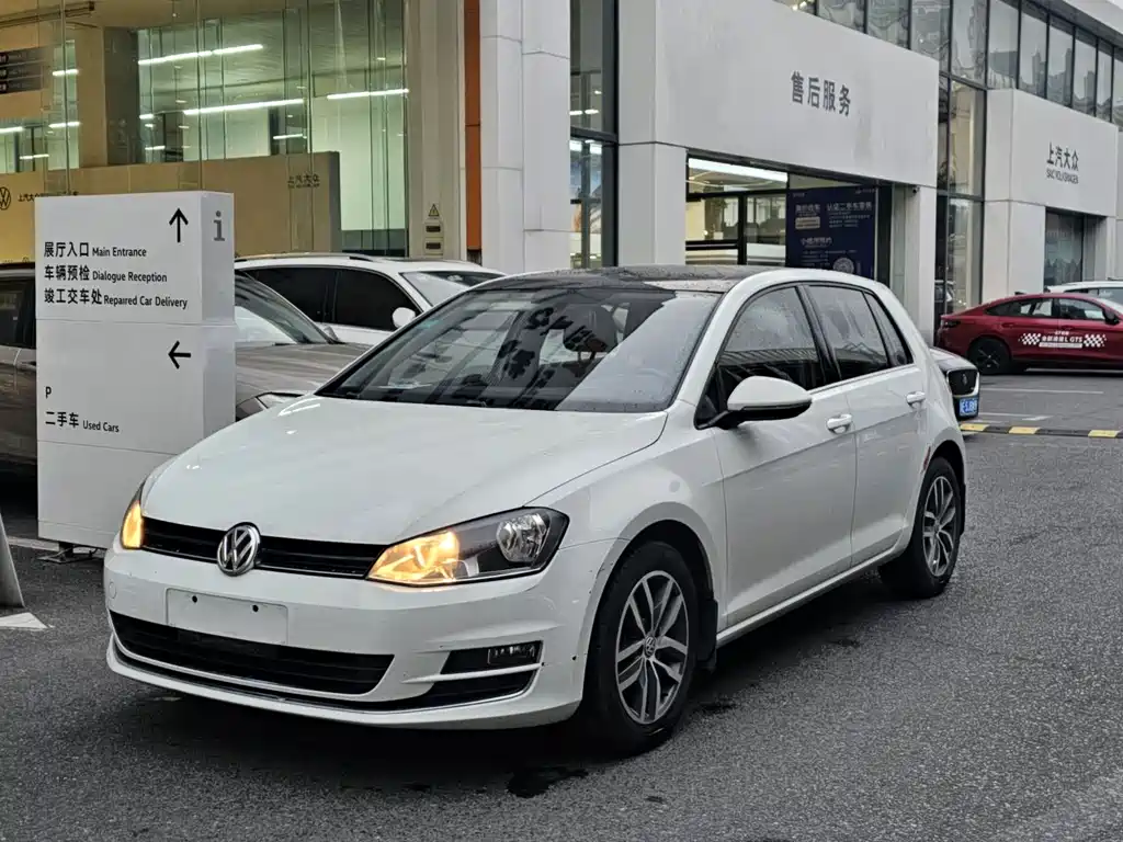 Volkswagen Volkswagen Golf 2016 230TSI Automatic Luxury Edition 2016