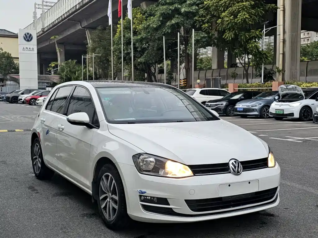Volkswagen Volkswagen Golf 2016 230TSI Automatic Luxury Edition 2016 - thumbnail 23