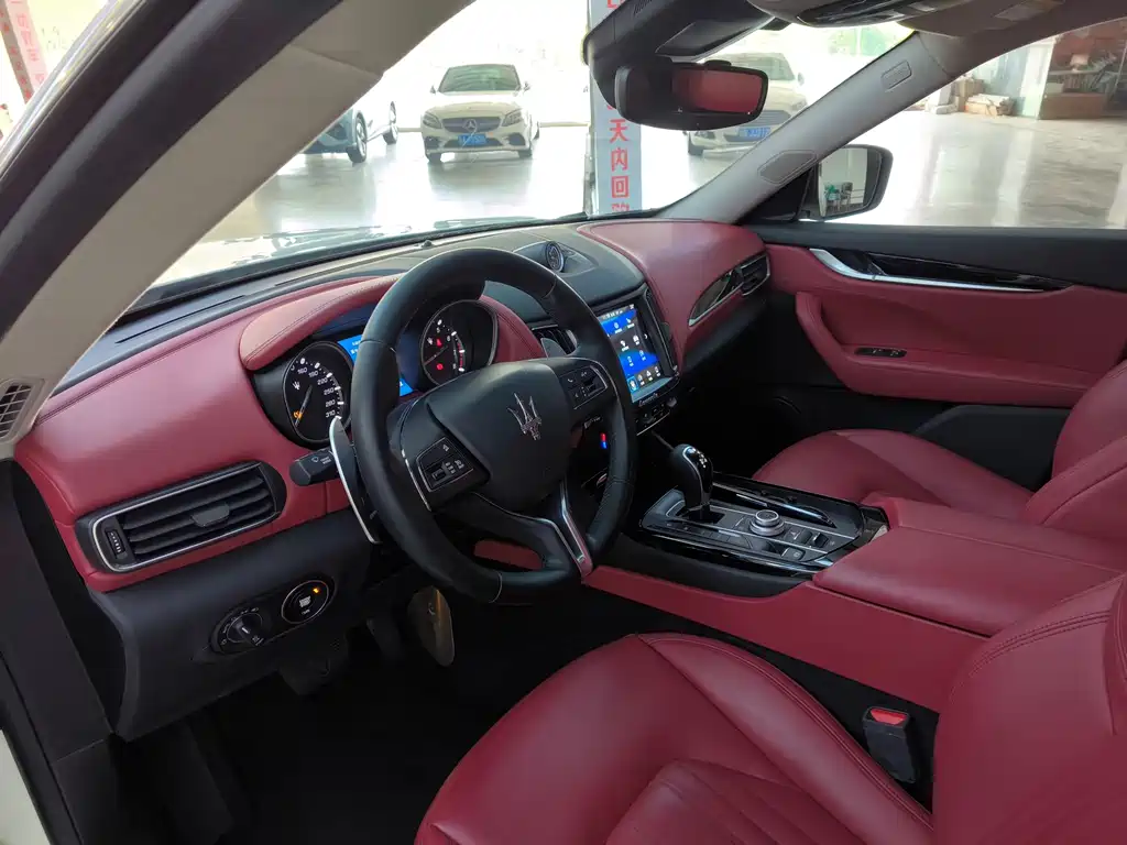 Maserati Maserati Levante 2018 3.0T Standard Edition 2018 - thumbnail 13
