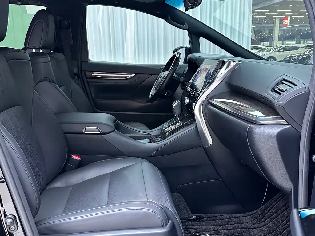 Toyota Alphard 2021 Model Hybrid 2.5L Executive Version 2021 - thumbnail 7