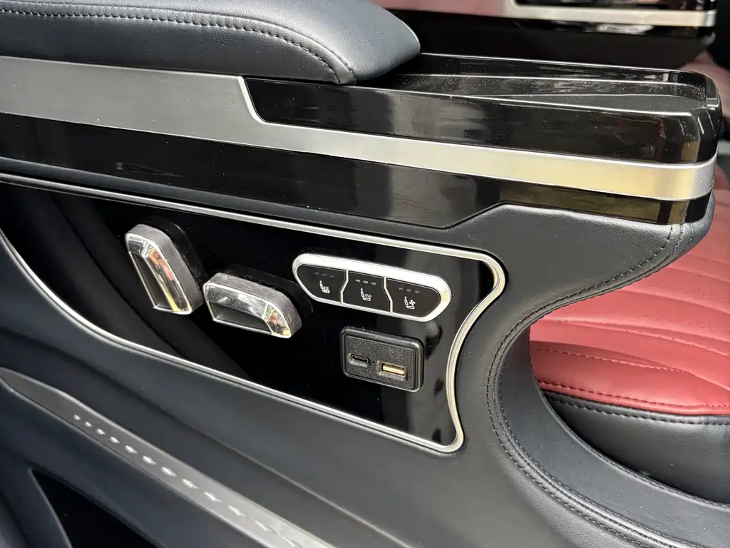 GAC Trumpchi GAC Trumpchi M8 2021 Edition Leader Series 390T Luxury Version 2021 - thumbnail 15