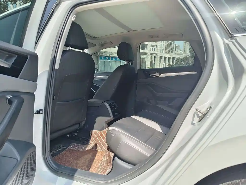 Volkswagen Volkswagen Sagitar 2020 200TSI Manual Comfort Model国VI 2020 - thumbnail 5