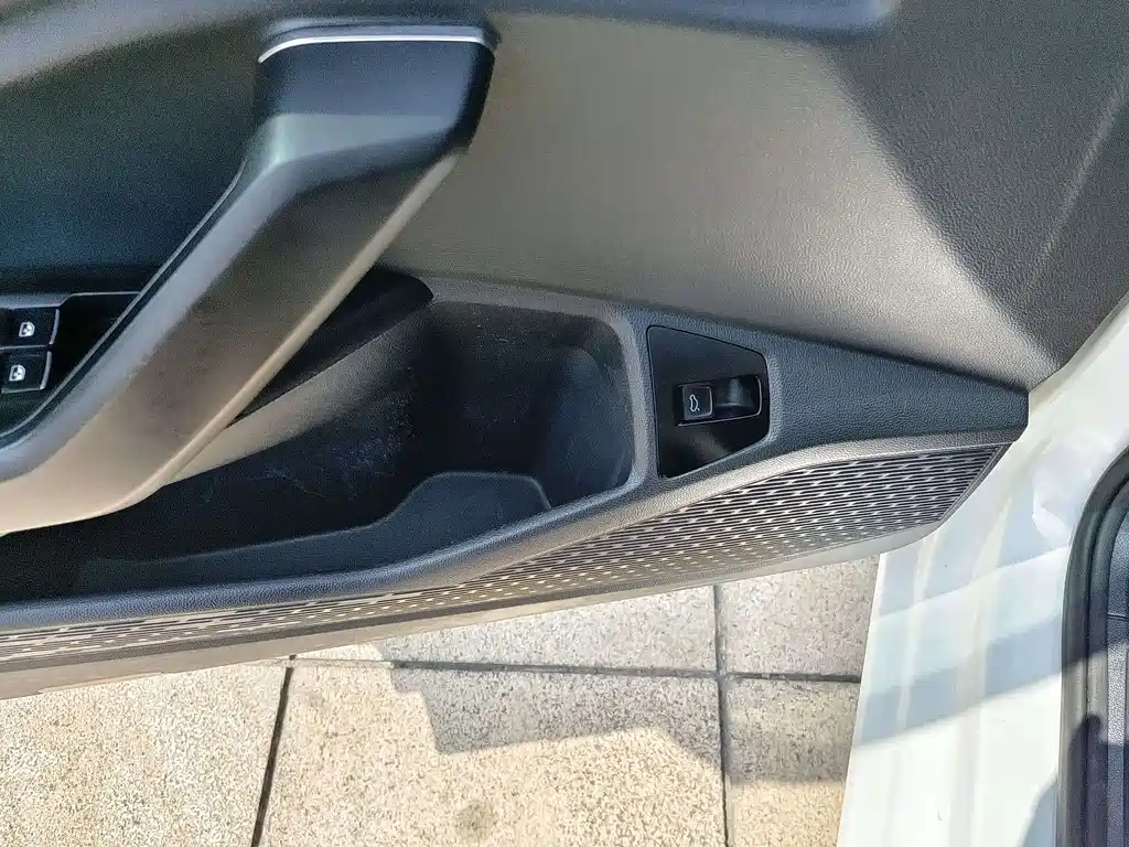 Volkswagen Volkswagen Sagitar 2020 200TSI Manual Comfort Model国VI 2020 - thumbnail 22