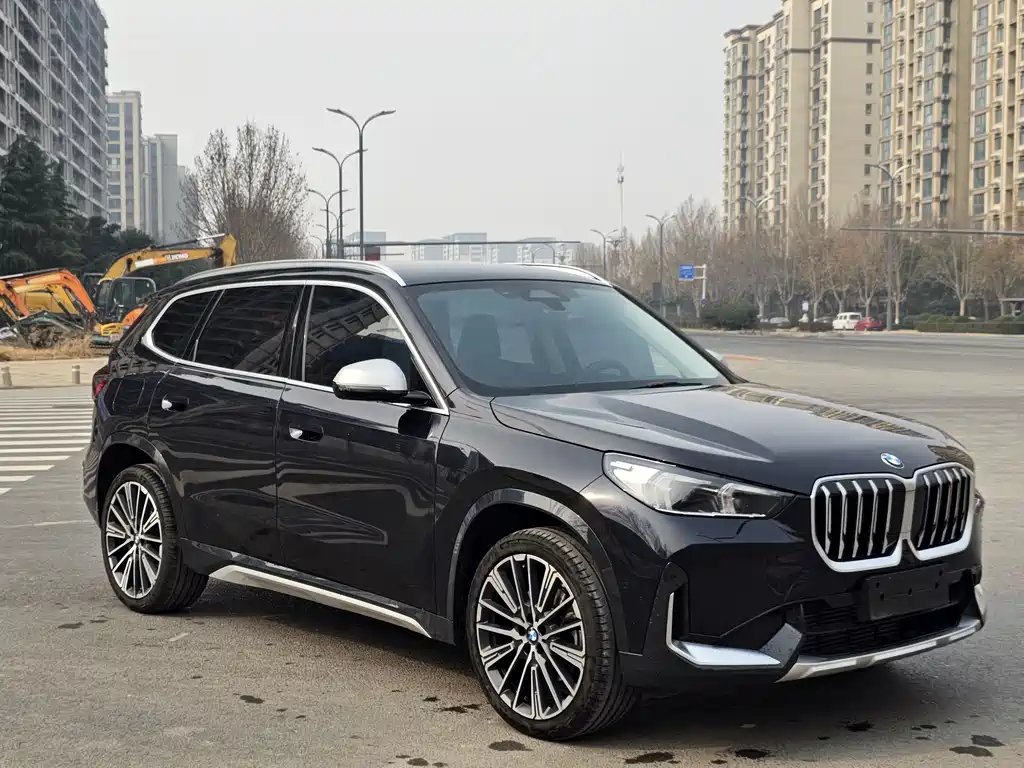 BMW BMW X1 2024 xDrive25Li M Sport Package 2024 - thumbnail 2