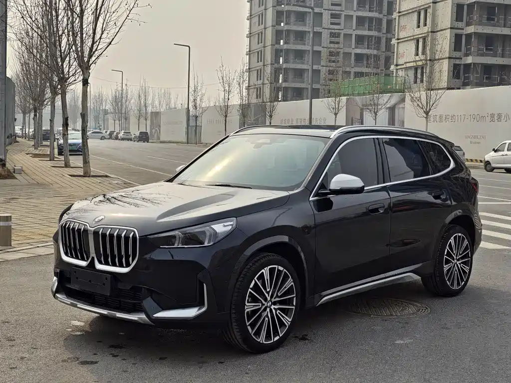 BMW BMW X1 2024 xDrive25Li M Sport Package 2024 - thumbnail 3