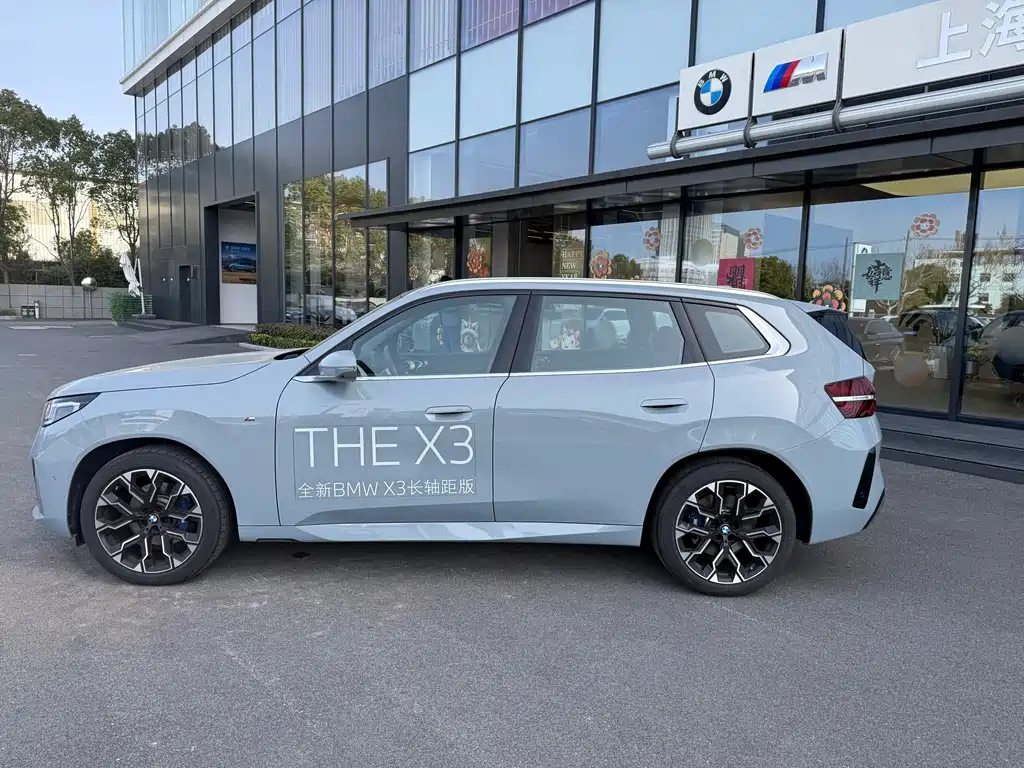 BMW BMW X3 2025 xDrive30L Premium M Sport Package 2025 - thumbnail 5