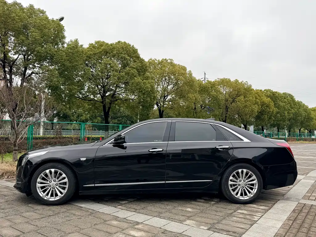 Cadillac Cadillac CT6 2017 28T Luxury 2018 - thumbnail 3
