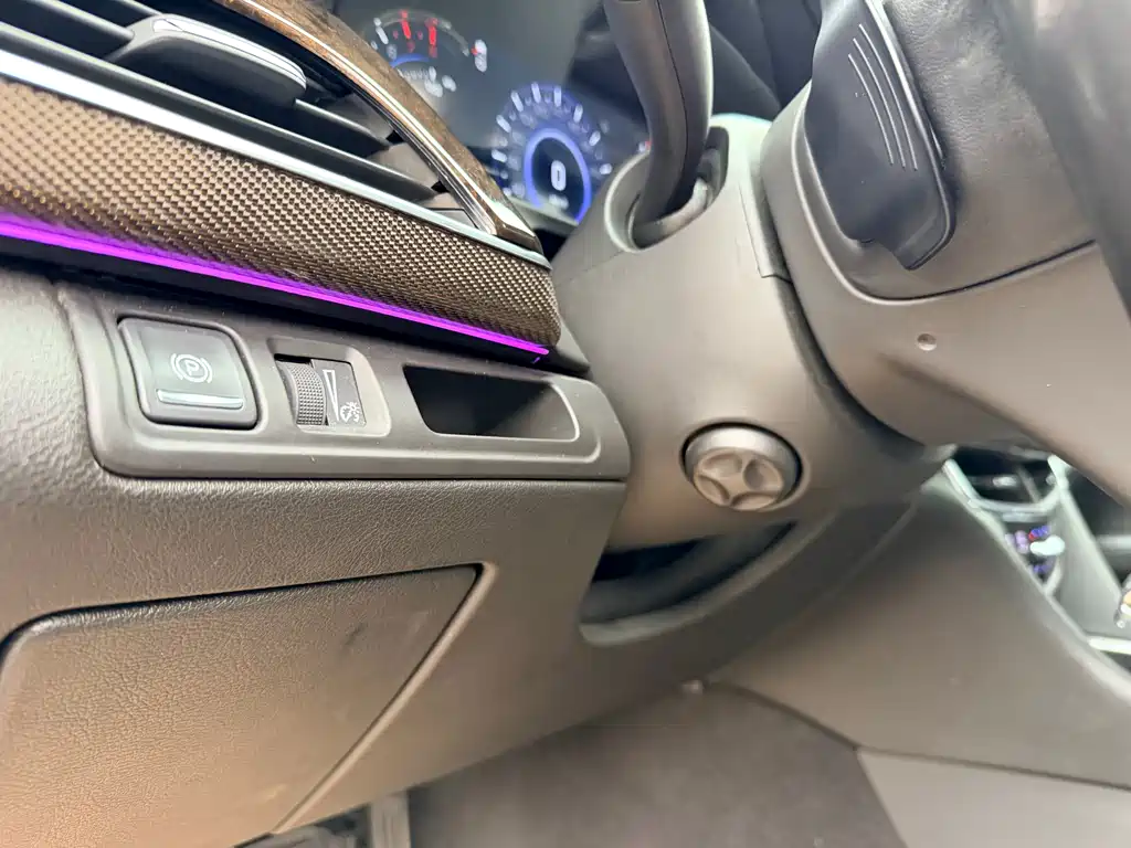 Cadillac Cadillac CT6 2017 28T Luxury 2018 - thumbnail 9