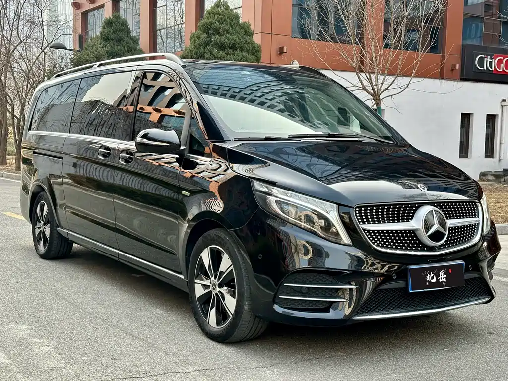 Mercedes-Benz Mercedes-Benz V-Class 2020 V 260 L Long Wheelbase Luxury Edition 2020 - thumbnail 2