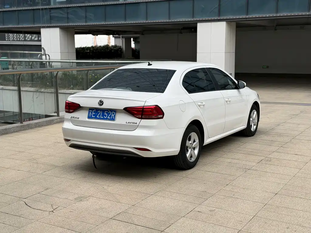 Volkswagen Volkswagen Lavida 2021 1.5L Automatic Fashion Edition 2021 - thumbnail 6