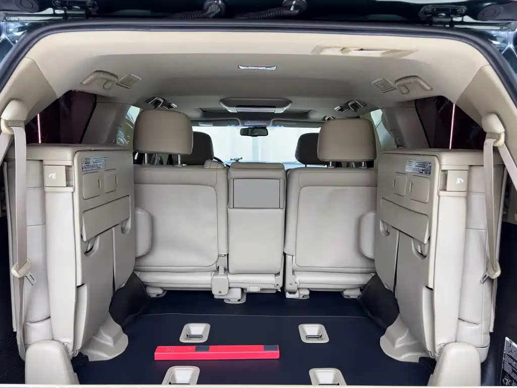 Toyota Land Cruiser 2010 4.7L Automatic VX 2011 - thumbnail 8