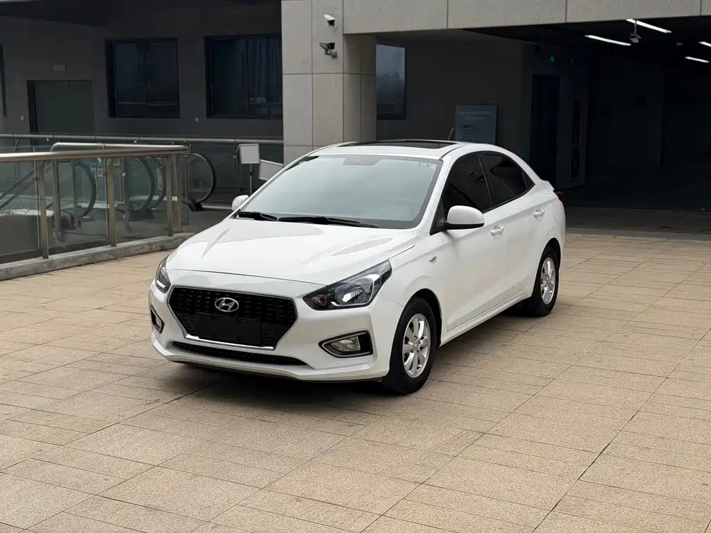 Hyundai Hyundai瑞纳 2017 1.4L Manual Sunroof Edition国V Note: The internationally accepted model name for "瑞纳" is "Hyundai瑞纳", which is the official English name used by Hyundai for this model in international markets. However, it's worth noting that in some international markets, this model might be known as the Hyundai Accent or Hyundai Verna depending on the region. For the most internationally recognized name, it would be: Hyundai Accent 2017 1.4L Manual Sunroof Edition国V 2018