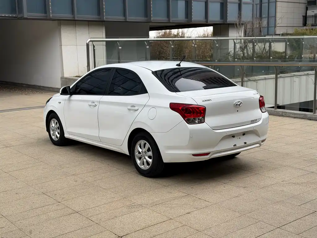 Hyundai Hyundai瑞纳 2017 1.4L Manual Sunroof Edition国V Note: The internationally accepted model name for "瑞纳" is "Hyundai瑞纳", which is the official English name used by Hyundai for this model in international markets. However, it's worth noting that in some international markets, this model might be known as the Hyundai Accent or Hyundai Verna depending on the region. For the most internationally recognized name, it would be: Hyundai Accent 2017 1.4L Manual Sunroof Edition国V 2018 - thumbnail 4