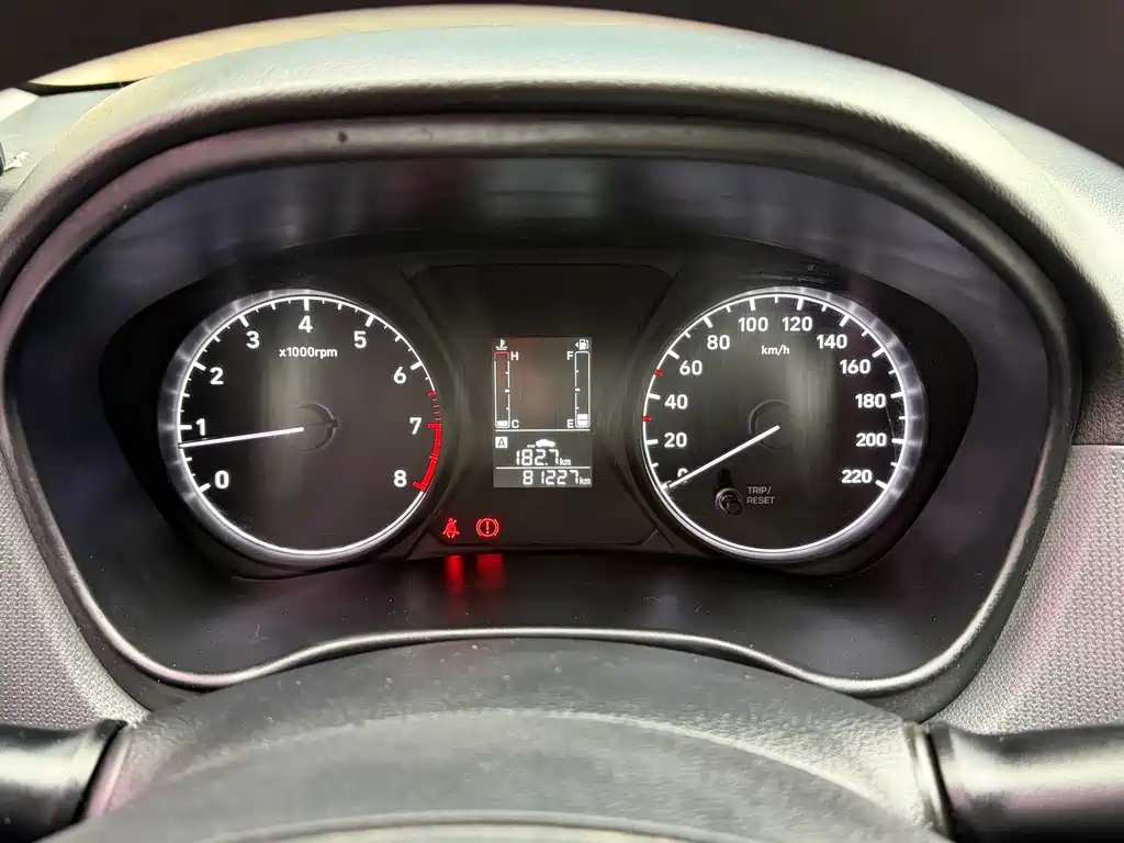 Hyundai Hyundai瑞纳 2017 1.4L Manual Sunroof Edition国V Note: The internationally accepted model name for "瑞纳" is "Hyundai瑞纳", which is the official English name used by Hyundai for this model in international markets. However, it's worth noting that in some international markets, this model might be known as the Hyundai Accent or Hyundai Verna depending on the region. For the most internationally recognized name, it would be: Hyundai Accent 2017 1.4L Manual Sunroof Edition国V 2018 - thumbnail 15