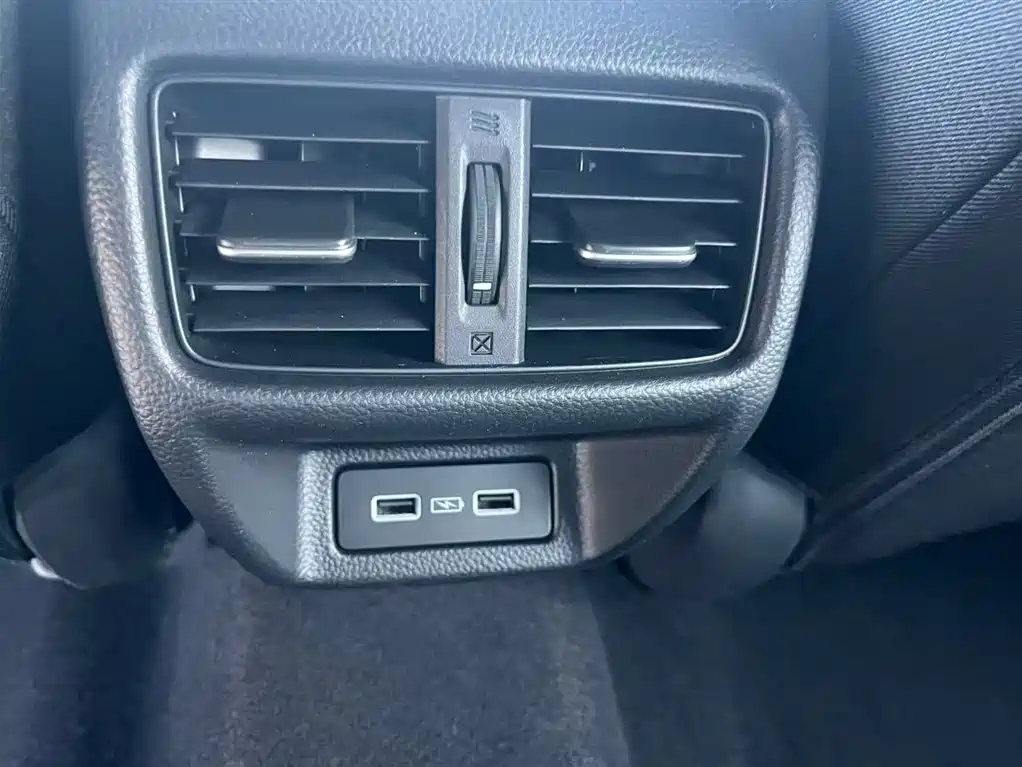 Honda Honda INTEGRA 2023 240TURBO CVT Technology Edition 2022 - thumbnail 26