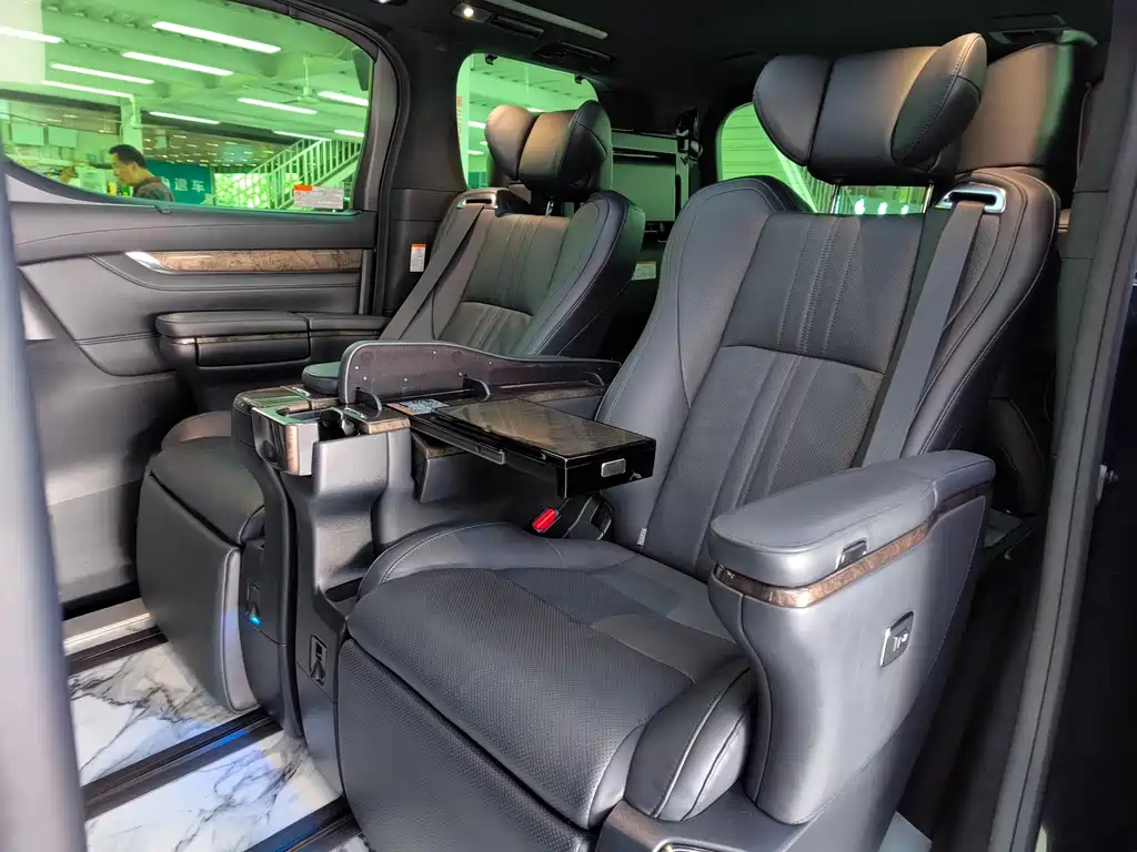 Toyota Alphard 2020 Dual Engine 2.5L HV Luxury Version 2020 - thumbnail 16